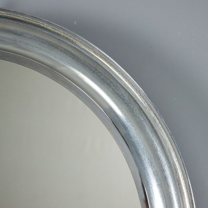 Round mirror from the 1960s