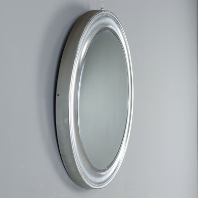 Round mirror from the 1960s