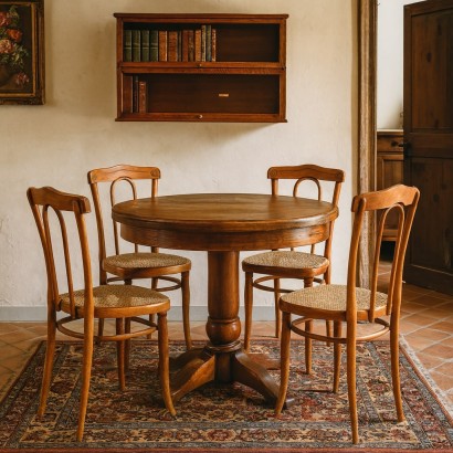 Group of 4 chairs, Group of 4 Thonet chairs in beech