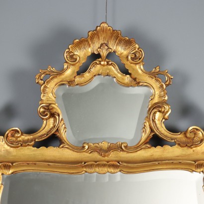 Miroir sculpté et doré, Miroir sculpté de style rococo