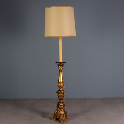 Lampada da terra,Lampada da Terra in Stile Neoclassico