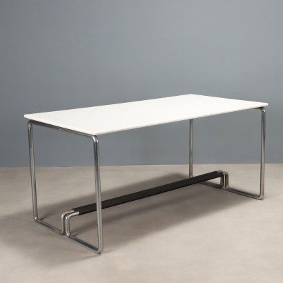bureau des années 1960