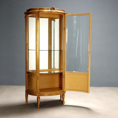 Vitrine de style néoclassique