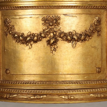 Vitrine de style néoclassique