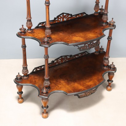 Etagere