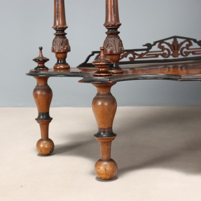 Etagere