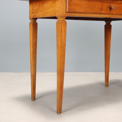 Escritorio, Escritorio Directorio de madera de cerezo