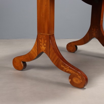 BUREAU, Bureau avec charnières