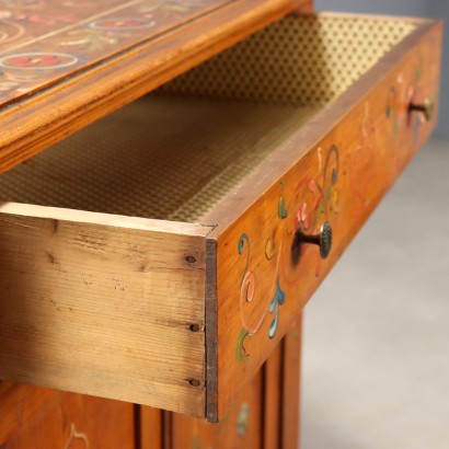 CREDENZA,Credenza Scantonata in Ciliegio
