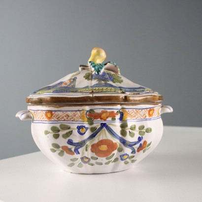 Salsiera con Coperchio in Maiolica di