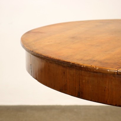 Table, Round Table