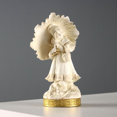 Statuina Bambina in Biscuit