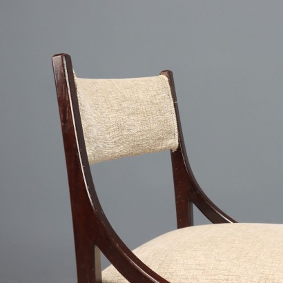 Six chaises des années 1960