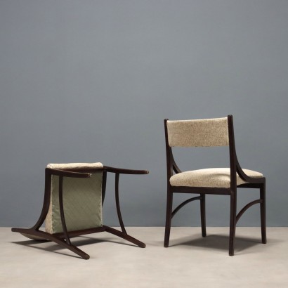 Six chaises des années 1960