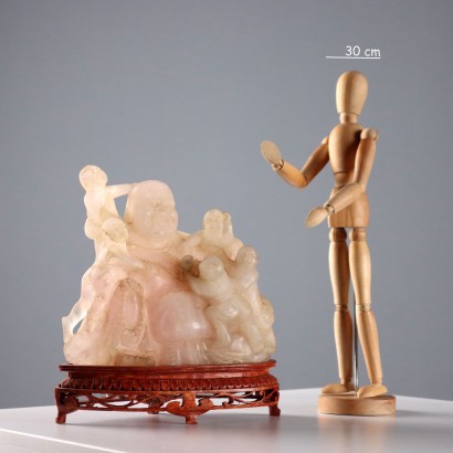Budai Seduto con Bambini in Pietra Dur