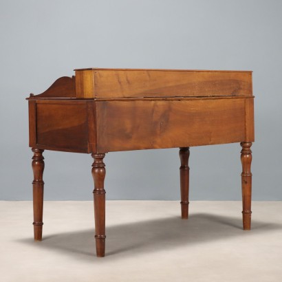 Writing desk, Walnut desk