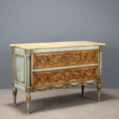 Neoclassical style chest of drawers