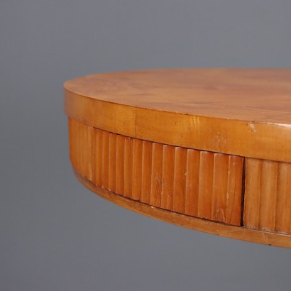 BIEDERMEIER TABLE, Biedermeier Table with Circular Section i