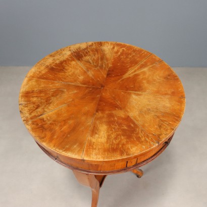 Mesa de centro de nogal