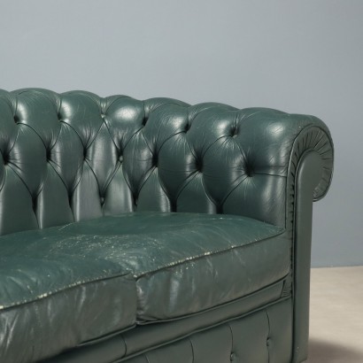 Divano tipo chesterfield,Divano due Posti Tipo Chesterfield