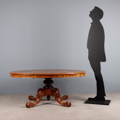 MESA DE CENTRO, Mesa de centro en nogal y nudo