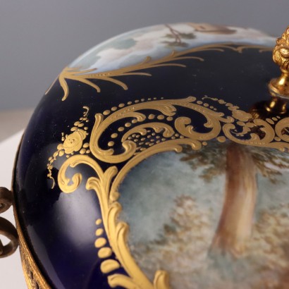 Caja de bronce y porcelana Blue Cob