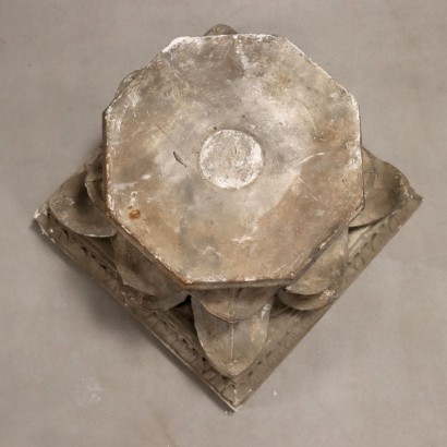 Capital, Plaster Capital