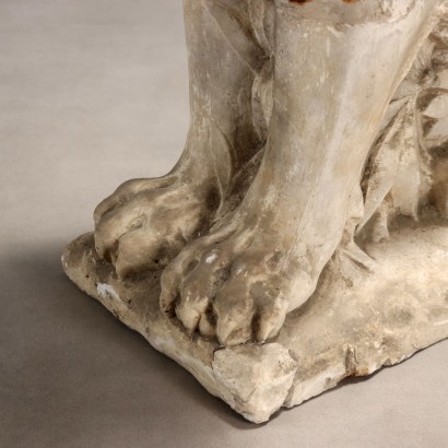 Lion, Plaster Lion
