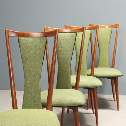 Huit chaises des années 1960