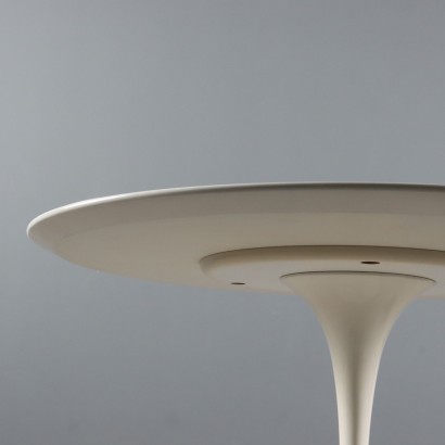 Knoll Tulip Table Design Eero Saarinen Vintage Aluminium_1329421 Round Table 'Tulip' d,Eero Saarinen,Eero Saarinen,Eero Saarinen,Eero Saarinen,Eero Saarinen