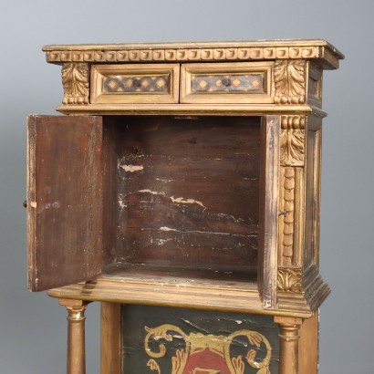 Small Antique Cabinets Renaissance Style Fir Italy Early 20th Century_1329803 Pair of cabinets, Pair of small cabinets in Rinas style