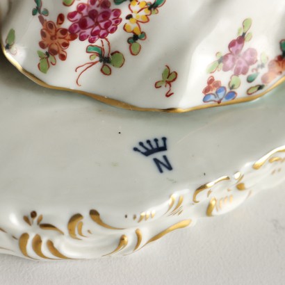 Galante Porcelain Group Capodimonte Manufactory Italy Late 19th Century_1330419 Galante Group in Porcelain Manufacture%2,Galante Group in Porcelain Manufacture%2,Galante Group in Porcelain Manufacture%2