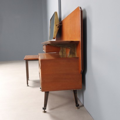 Vintage Dressing Table with Mirror and Stool, Italian Design, 1960s_1330759 Dressing Tables with Mirror and Stool 1950s, Dressing Tables with Mirror and Stool 1950s, Dressing Tables with Mirror and Stool 1950s, Dressing Tables with Mirror and Stool 1950s, Dressing Tables with Mirror and Stool 1950s
