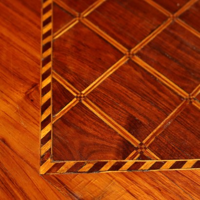 Table à jeux ancienne, placages divers, Italie, XVIIIe siècle_1330778 table de jeu marquetée