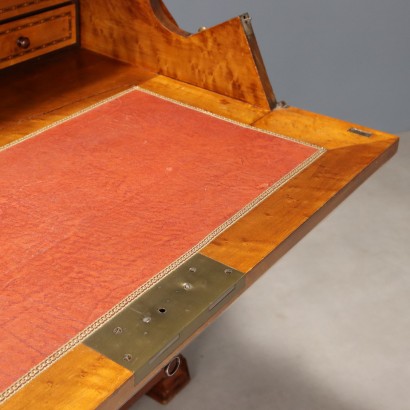 Drop-leaf, Biedermeier Drop-leaf