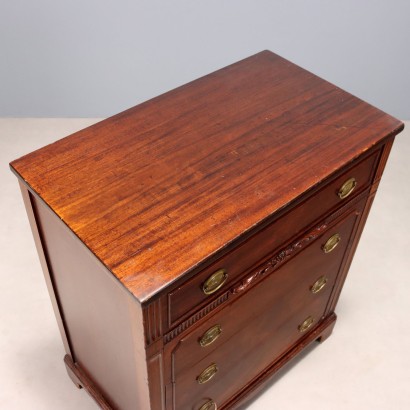 Cassettiera,Cassettiera in Mogano