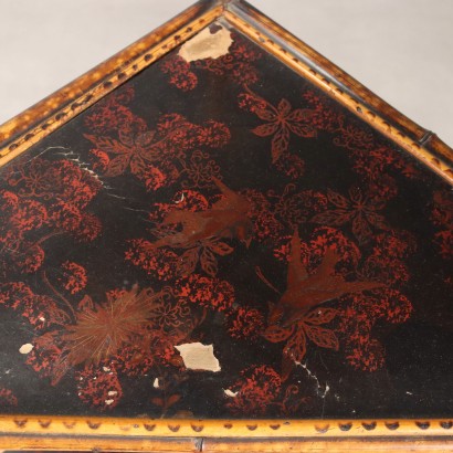 Mueble esquinero, estante de bambú