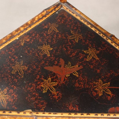 Mueble esquinero, estante de bambú