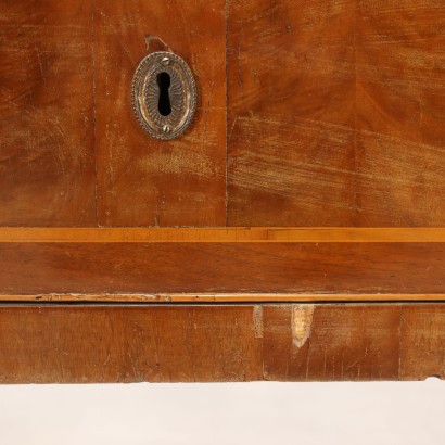 CHEST OF DRAWERS, Neoclassical Chest of Drawers