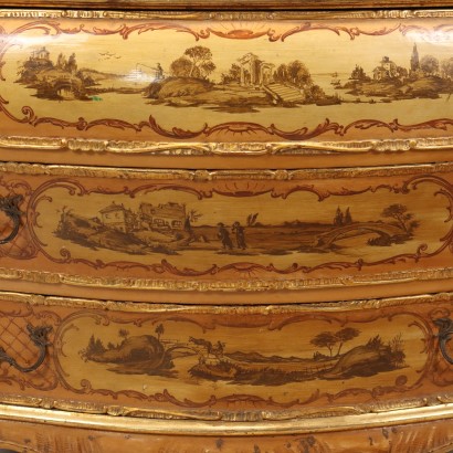 Commode de style baroque