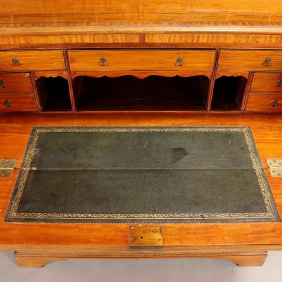 Englisches Bücherregal, englisches Bücherregal aus Satinholz