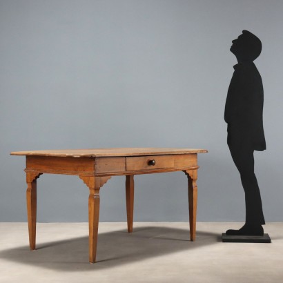 Tavolo,Tavolo in Noce