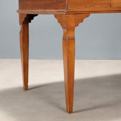 Tavolo,Tavolo in Noce