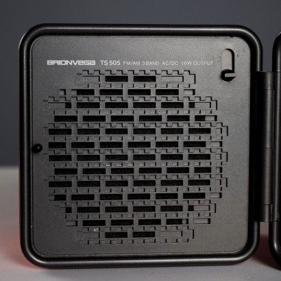 Radio cúbica Brionvega TS 505a