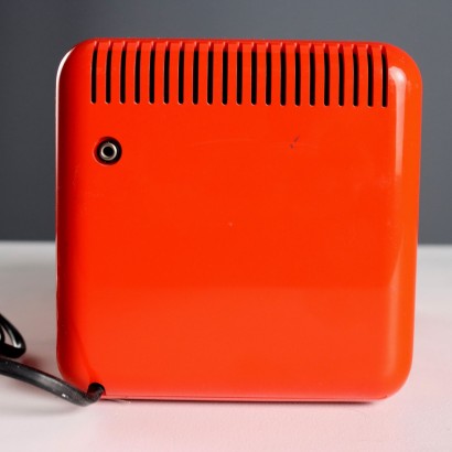 Radio cúbica Brionvega TS 505a