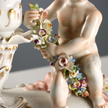 Par de candelabros de porcelana para hombre