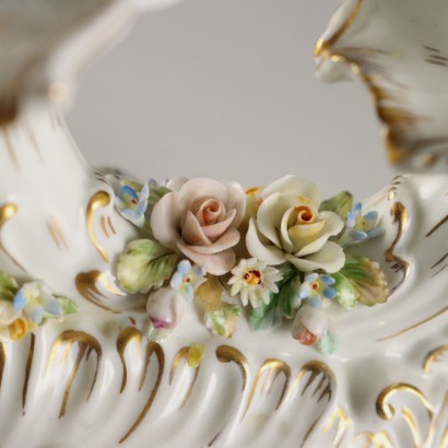 Par de candelabros de porcelana para hombre