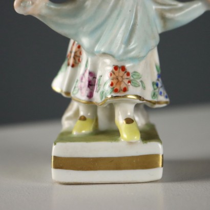 Paire d'enfants en porcelaine fabriquée