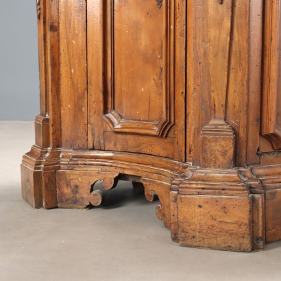 Sideboard, Barockes Nussbaum-Sideboard