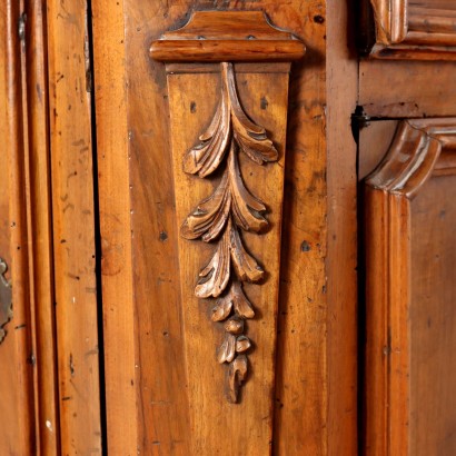Sideboard, Barockes Nussbaum-Sideboard